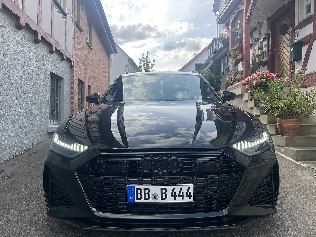 Audi RS6 - Thumbnail 5