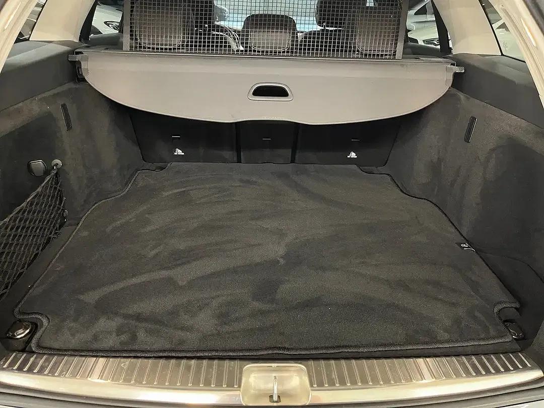 Mercedes-Benz C 180 - Thumbnail 12