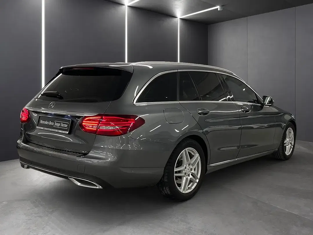Mercedes-Benz C 180 - Thumbnail 3
