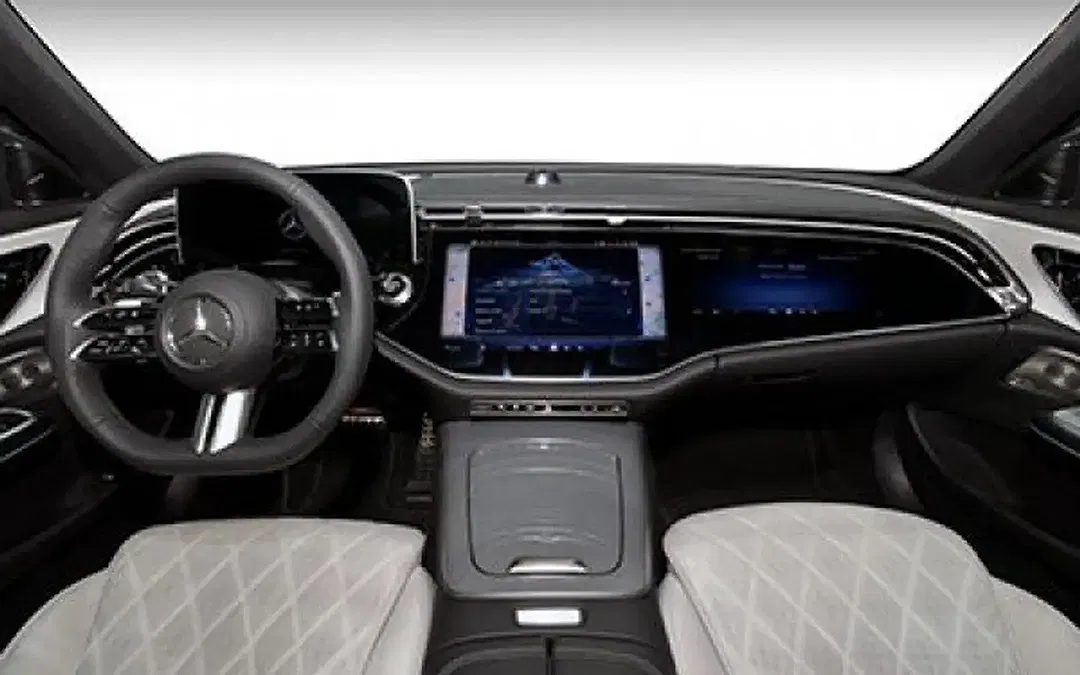 Mercedes-Benz E 200 - Thumbnail 4