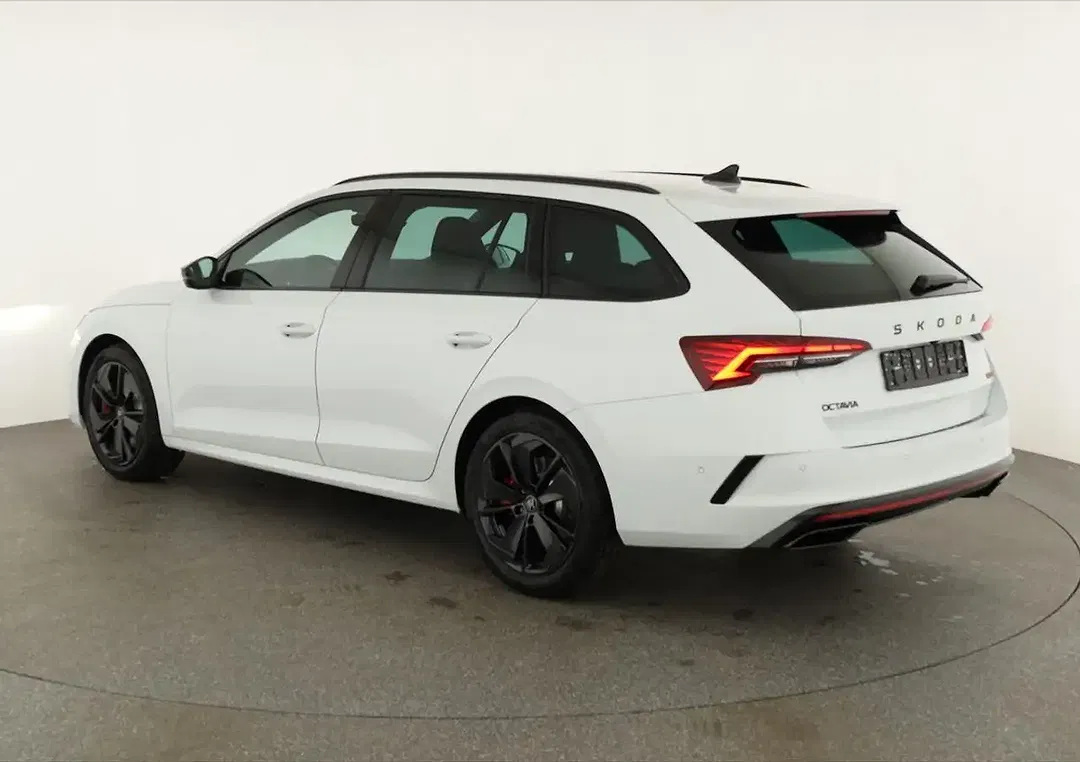 Skoda Octavia - Thumbnail 4