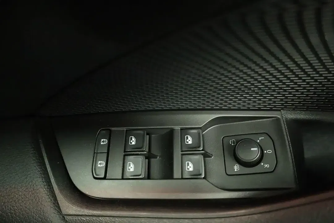 Skoda Octavia - Thumbnail 8