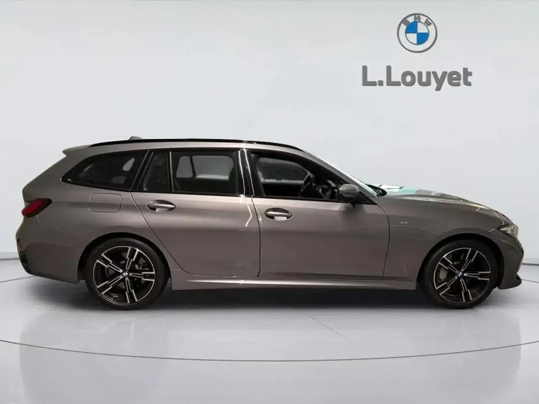BMW 330 - Thumbnail 3
