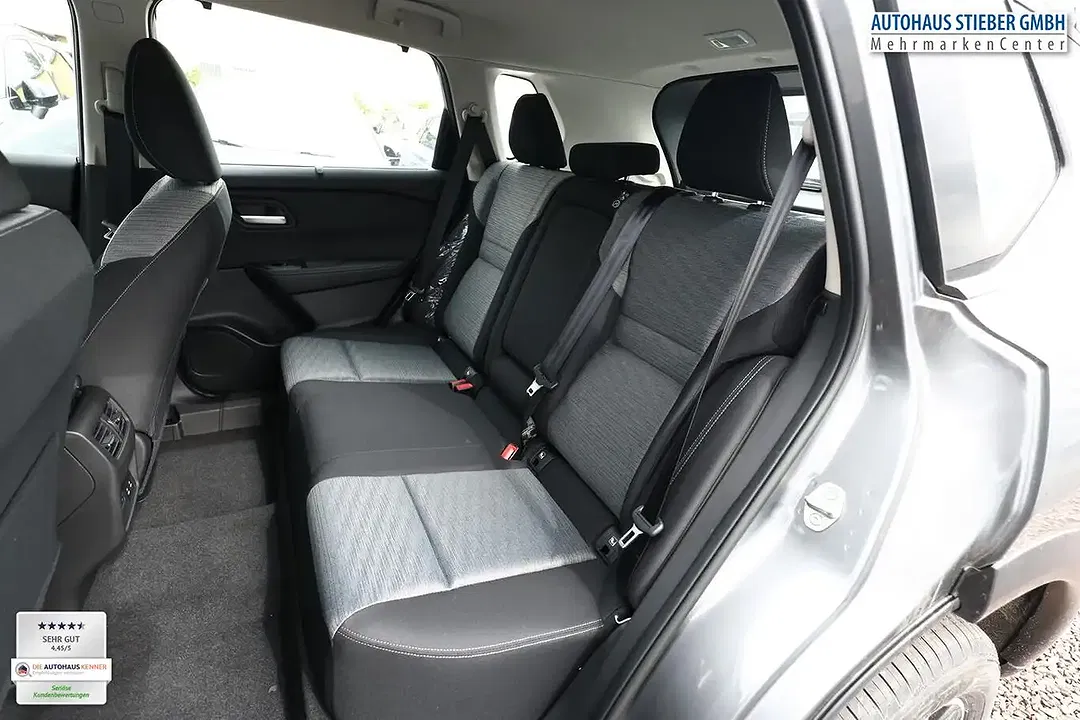 Nissan X-Trail - Thumbnail 10