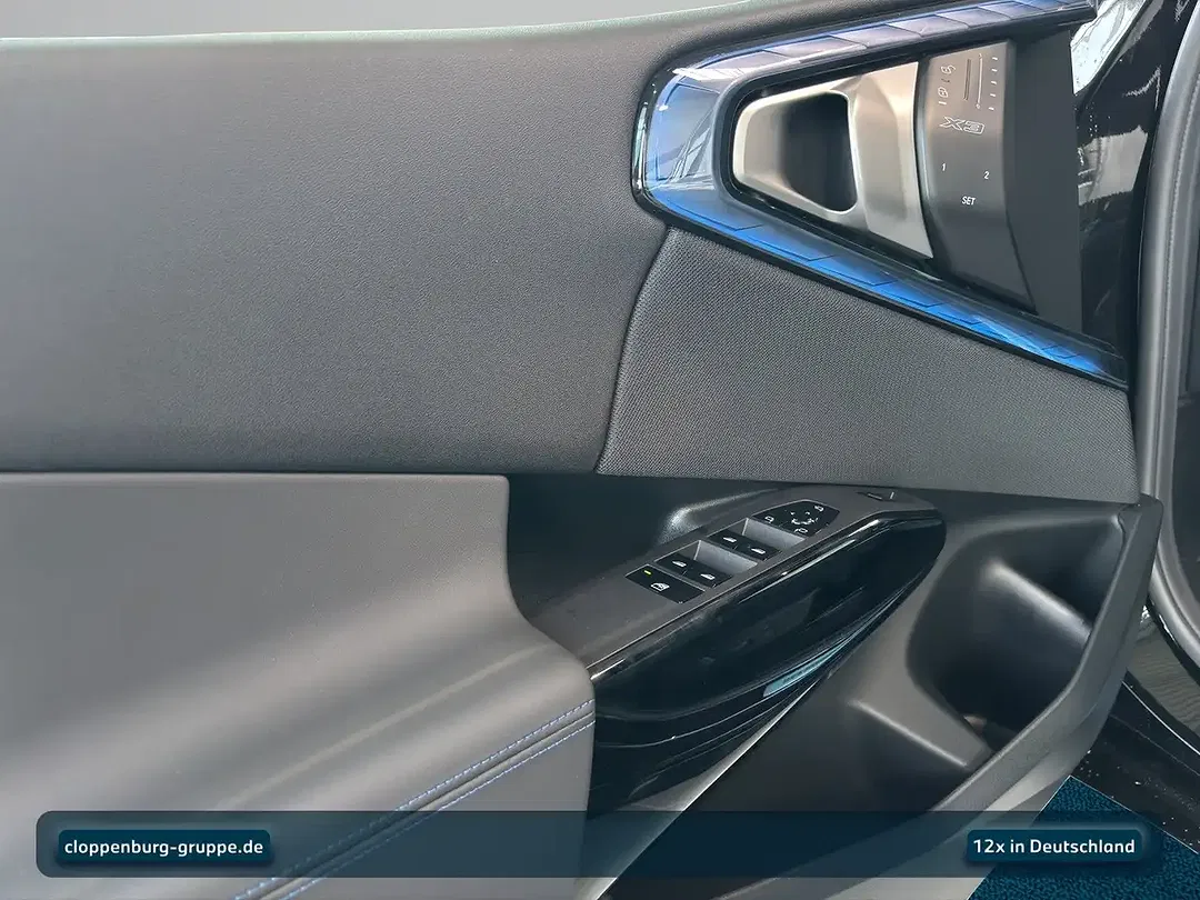 BMW X3 - Thumbnail 13