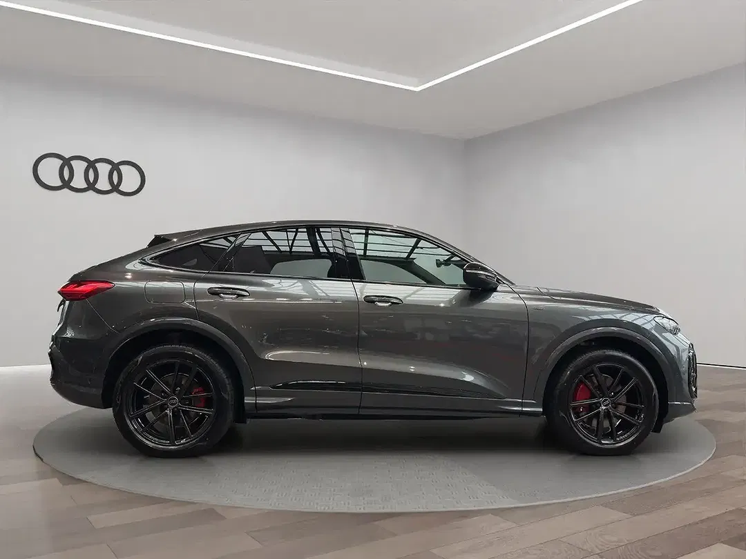 Audi Q5 - Thumbnail 5