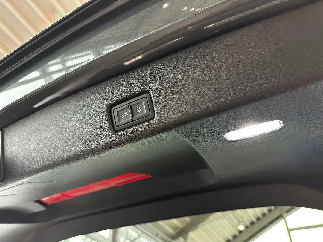 Audi Q5 - Thumbnail 9