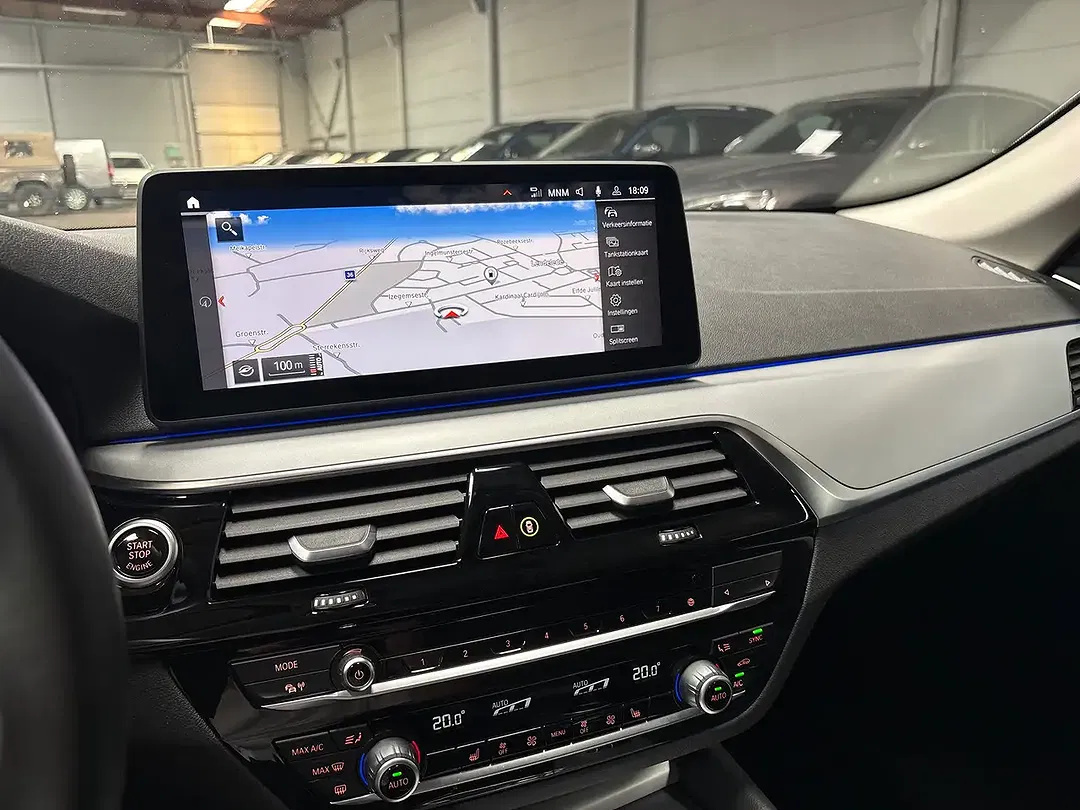 BMW 520 - Thumbnail 9