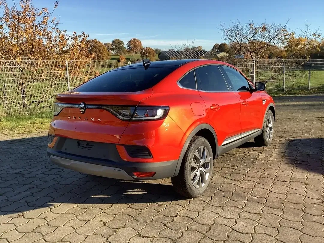 Renault Arkana - Thumbnail 3