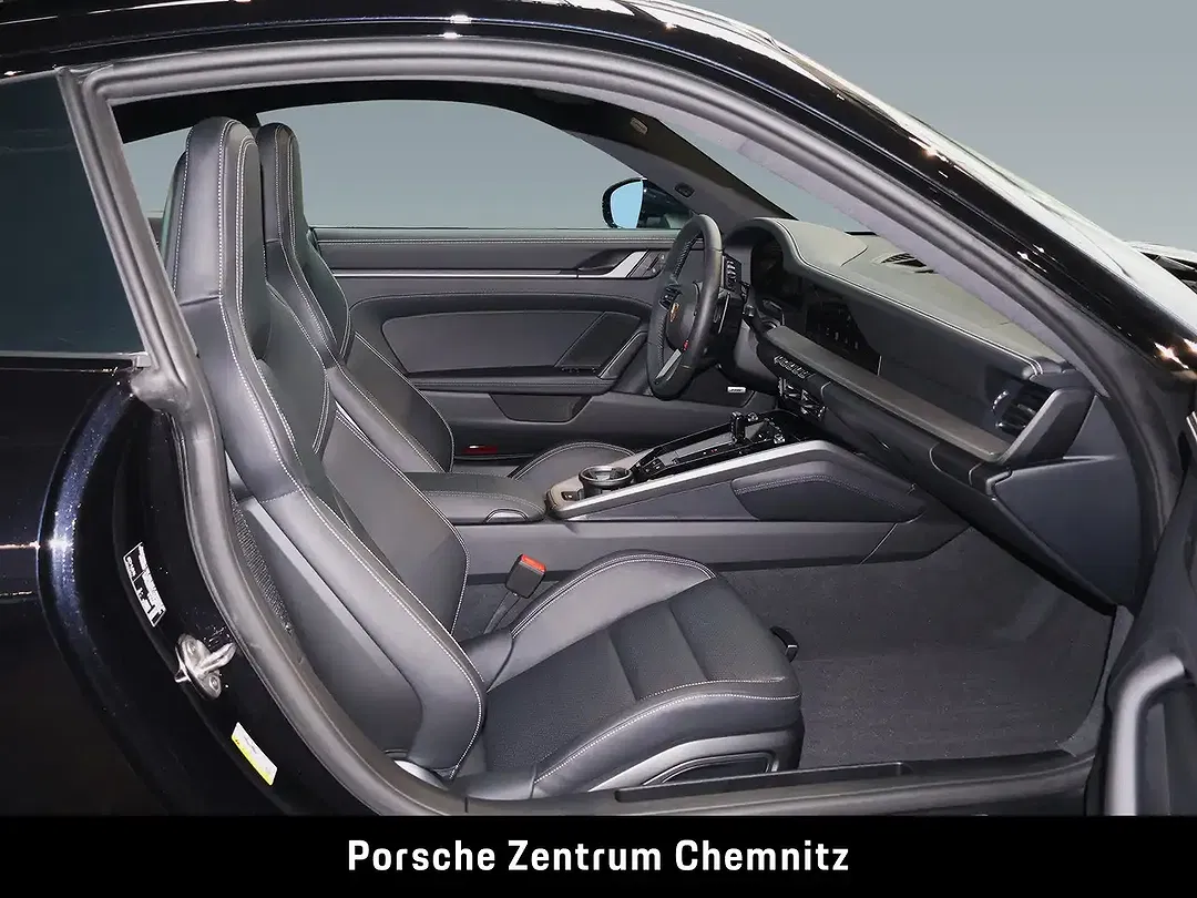 Porsche 911 - Thumbnail 13
