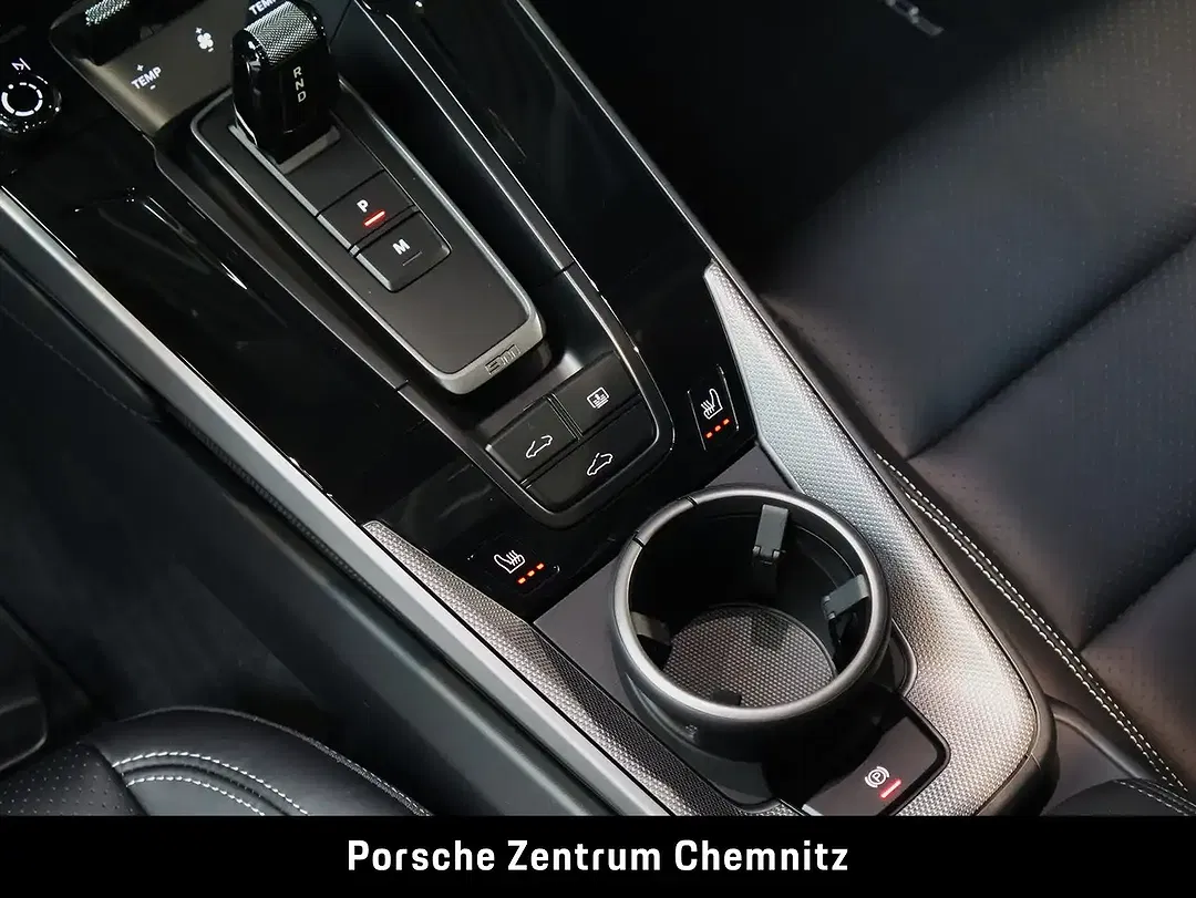 Porsche 911 - Thumbnail 15