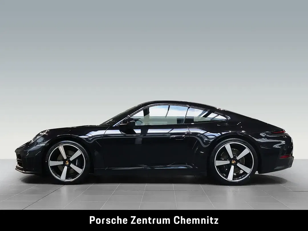 Porsche 911 - Thumbnail 2