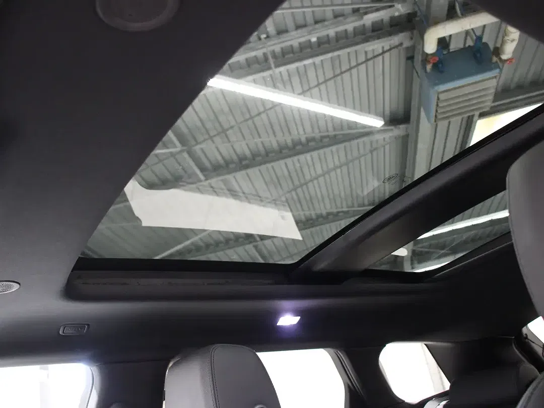 Land Rover Range Rover Evoque - Thumbnail 9