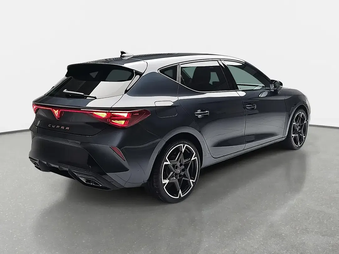 CUPRA Leon - Thumbnail 4