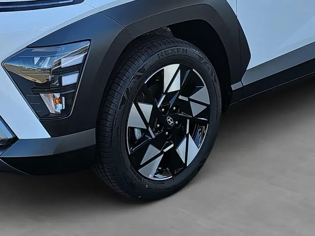 Hyundai KONA - Thumbnail 6