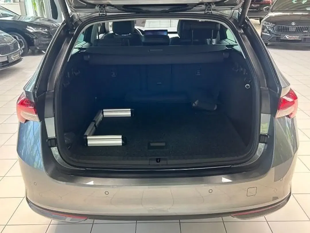 Skoda Octavia - Thumbnail 8