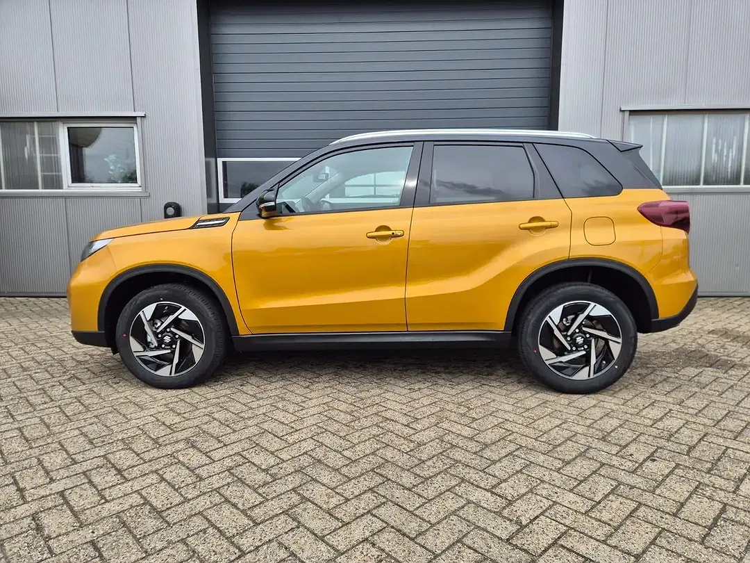 Suzuki Vitara - Thumbnail 2