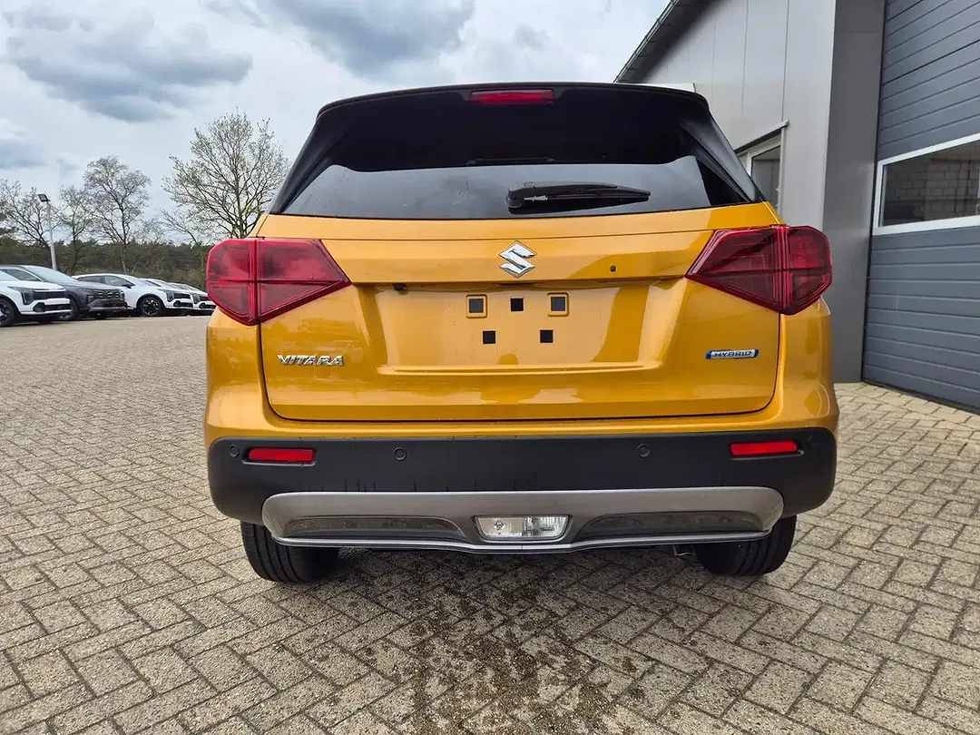 Suzuki Vitara - Thumbnail 4