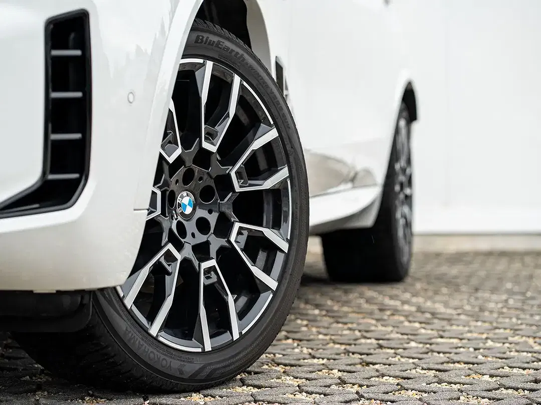 BMW X5 - Thumbnail 5