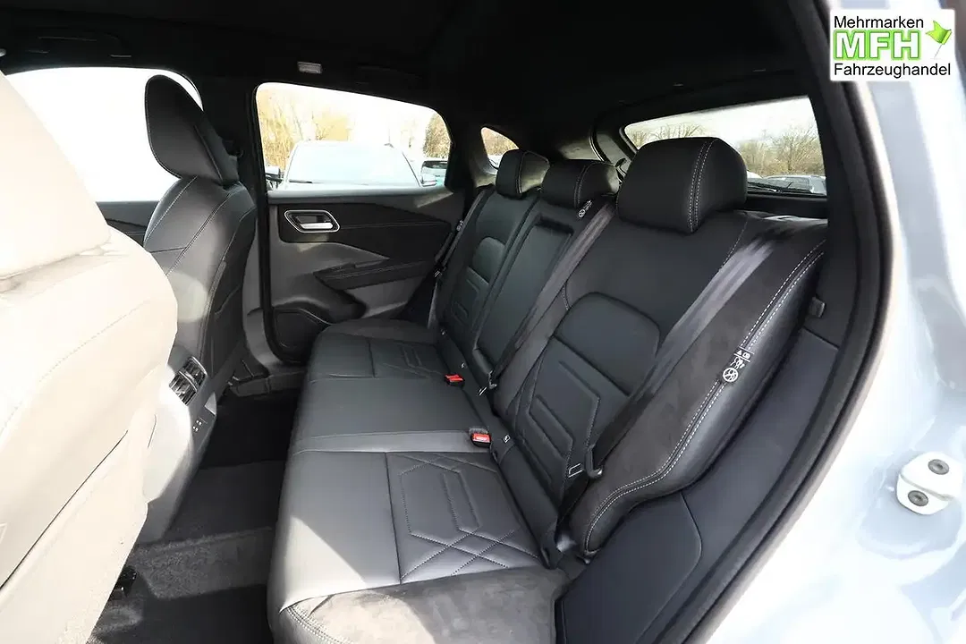 Nissan Qashqai - Thumbnail 9