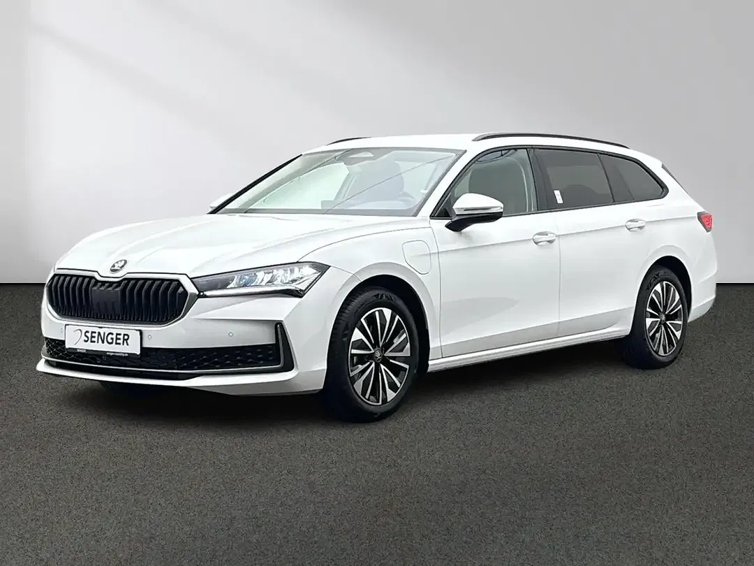 Skoda Superb - Thumbnail 13