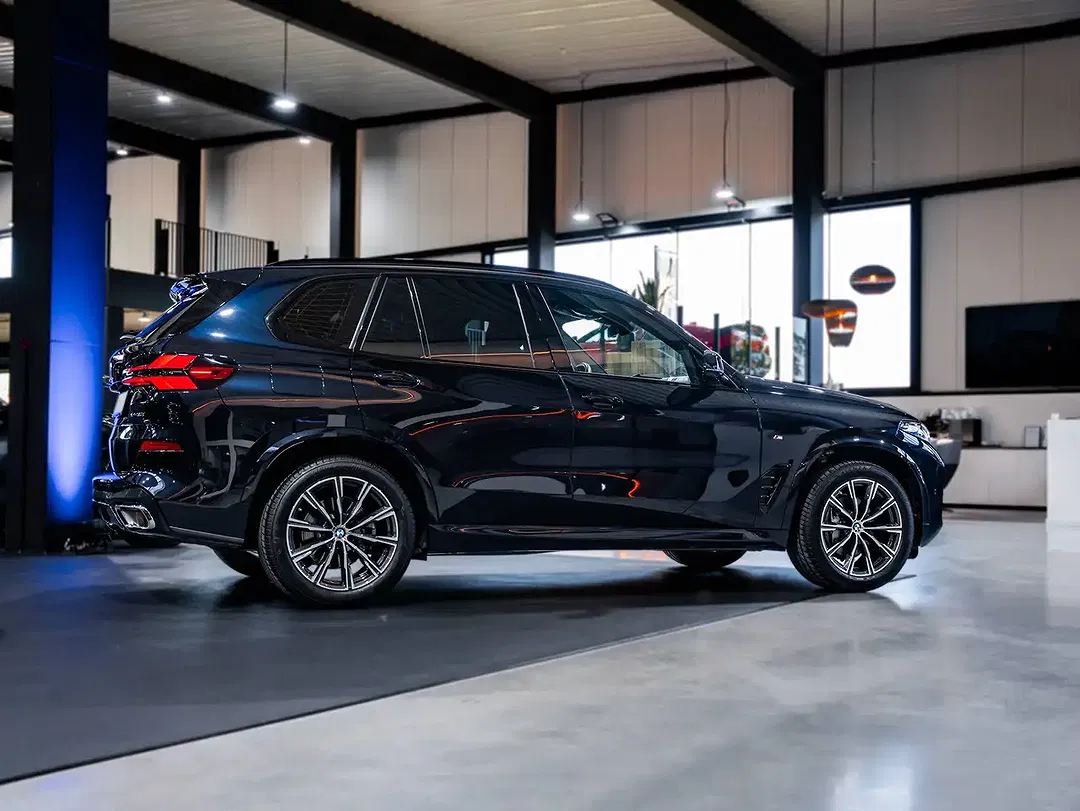 BMW X5 - Thumbnail 4