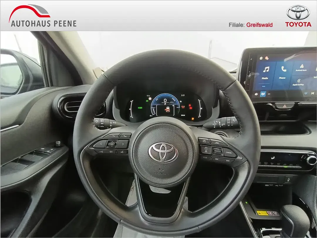 Toyota Yaris - Thumbnail 14