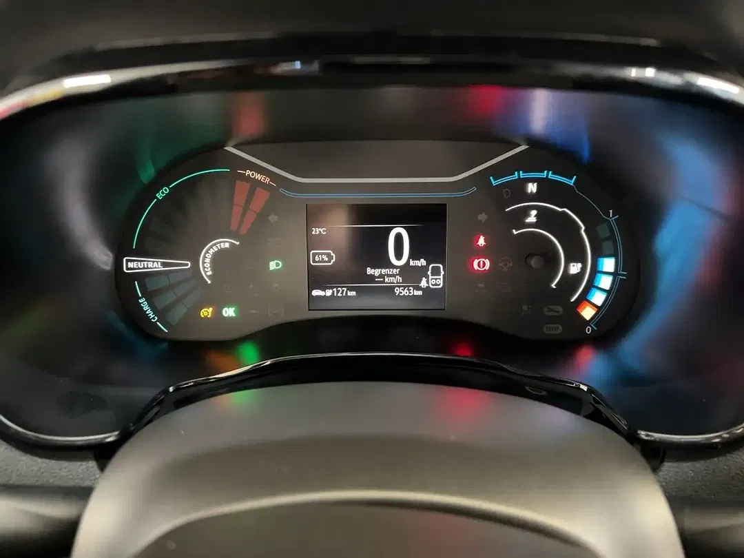 Dacia Spring - Thumbnail 12