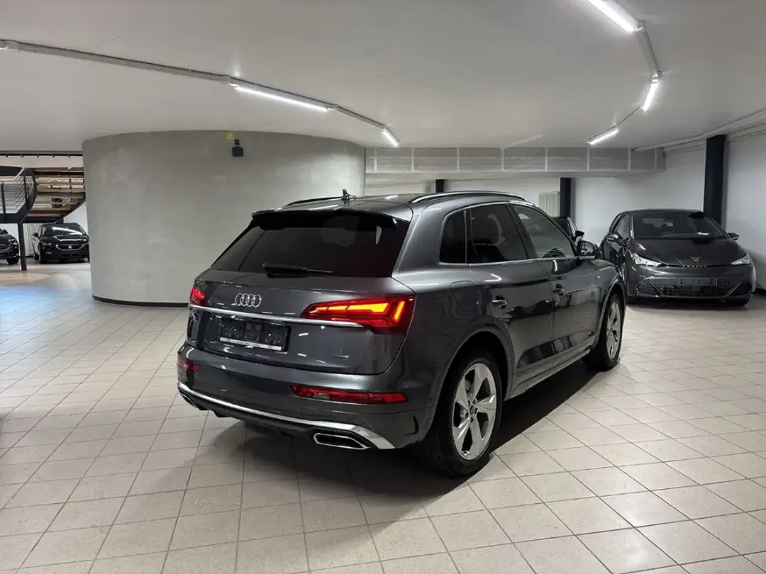 Audi Q5 - Thumbnail 2