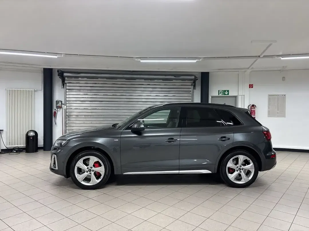 Audi Q5 - Thumbnail 3