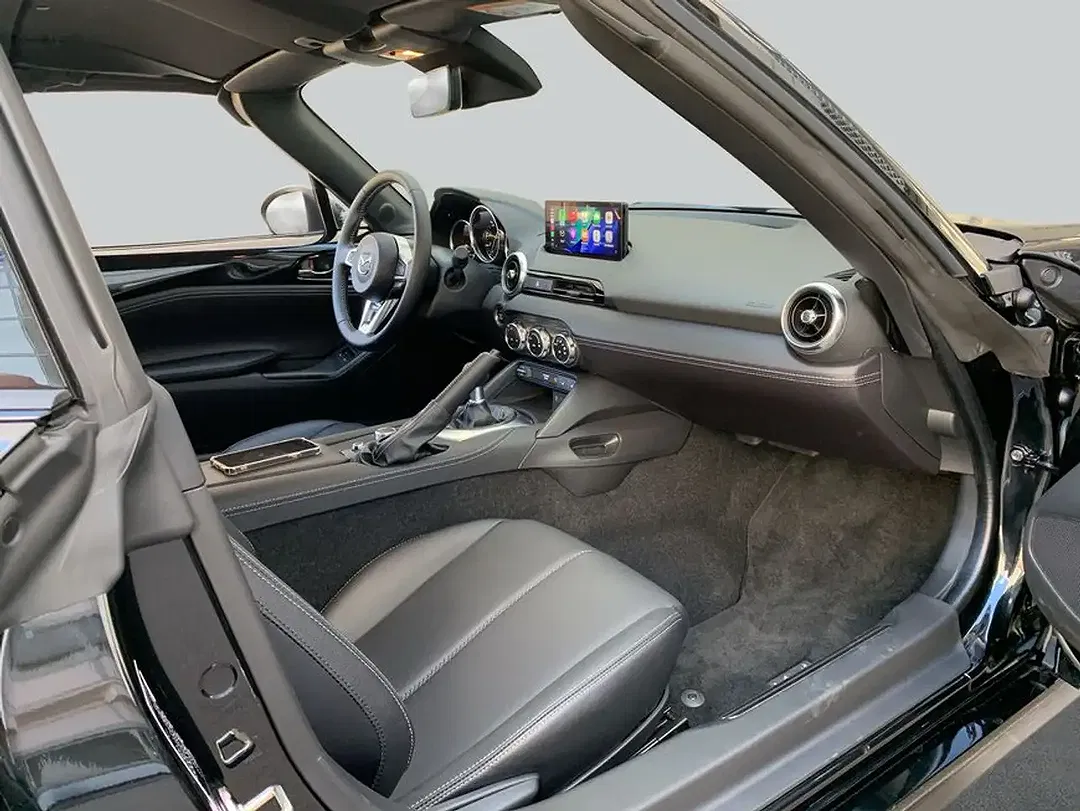 Mazda MX-5 - Thumbnail 12