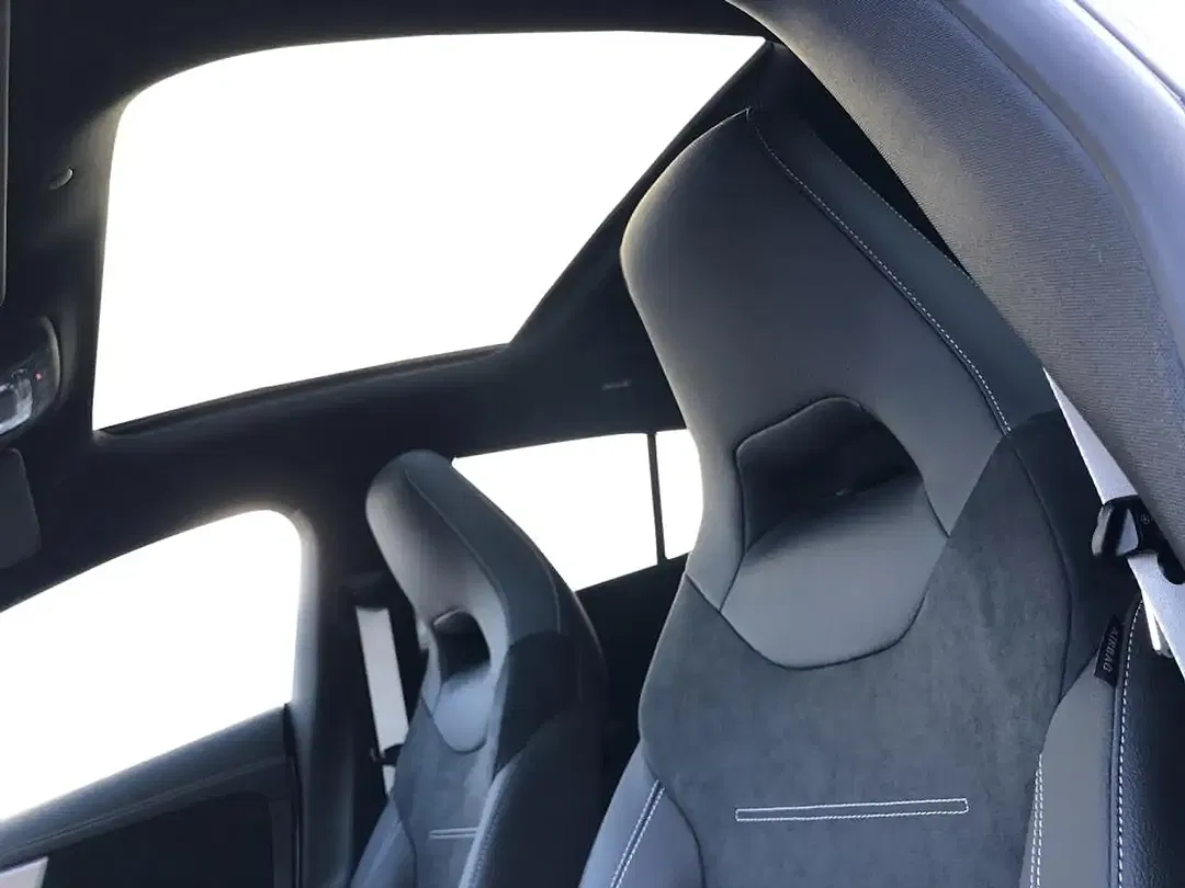 Mercedes-Benz CLA 200 - Thumbnail 13