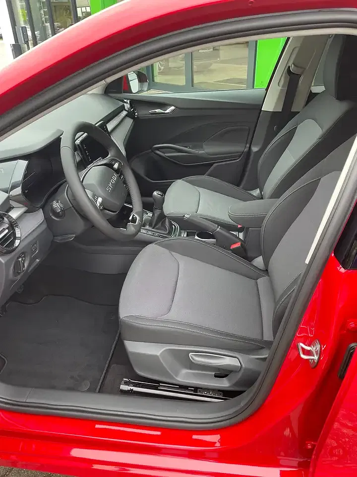 Skoda Fabia - Thumbnail 11