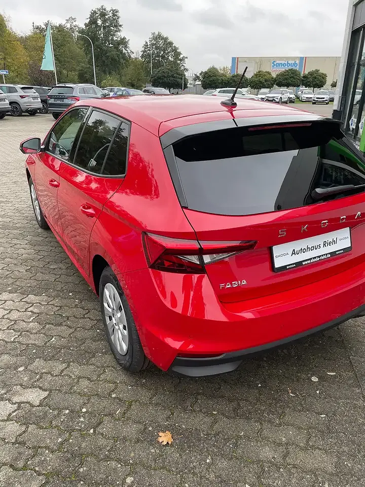 Skoda Fabia - Thumbnail 8