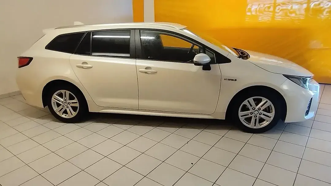 Suzuki Swace - Thumbnail 4