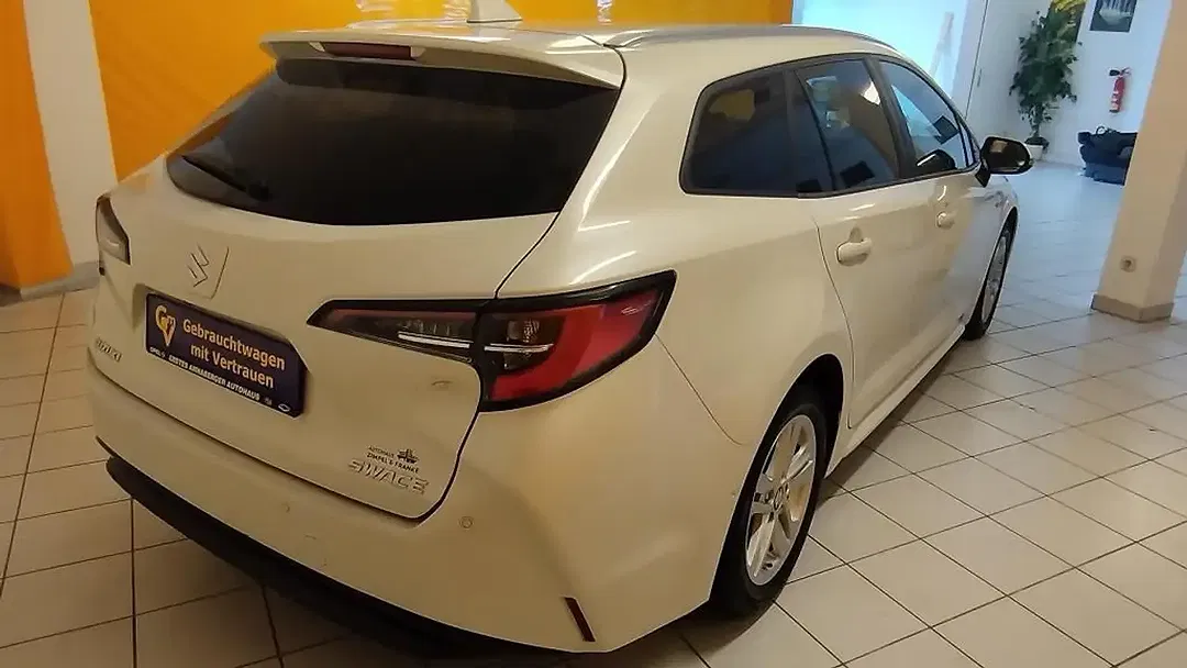 Suzuki Swace - Thumbnail 5