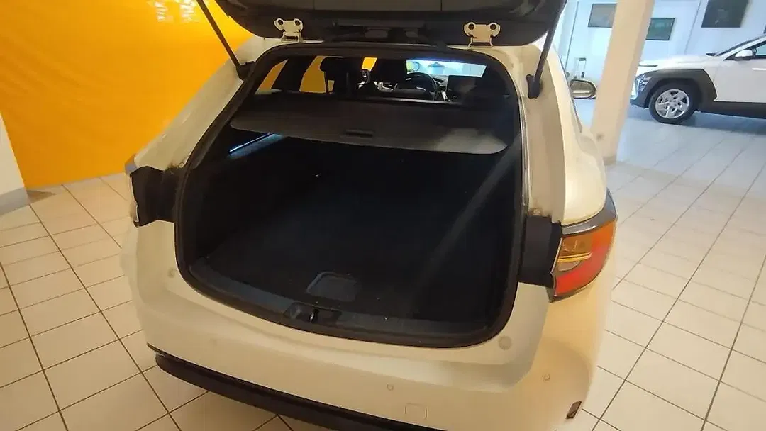 Suzuki Swace - Thumbnail 7