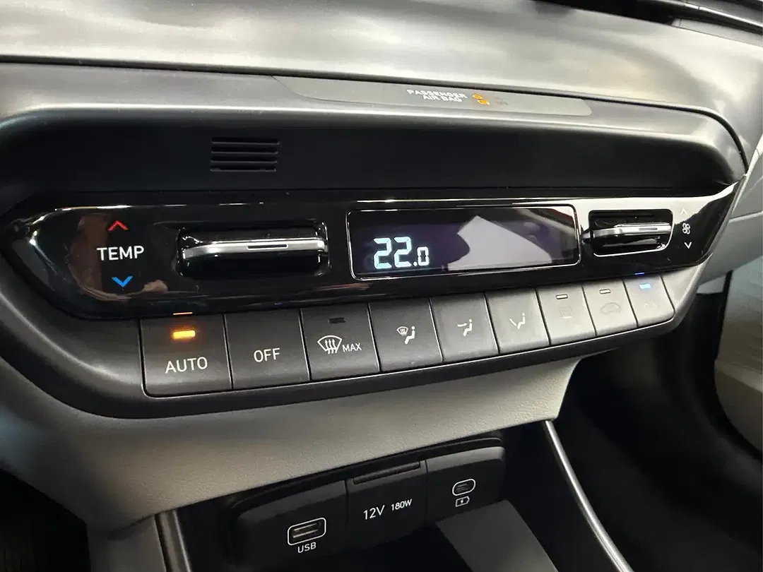 Hyundai i20 - Thumbnail 15