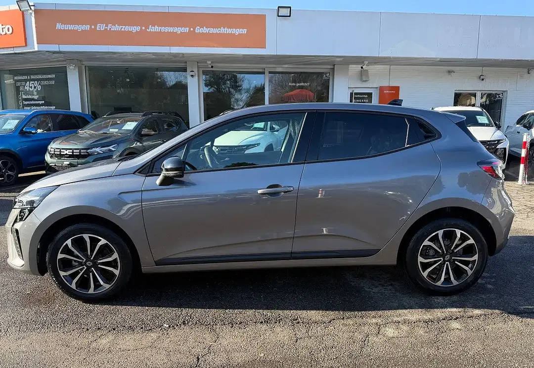 Renault Clio - Thumbnail 5
