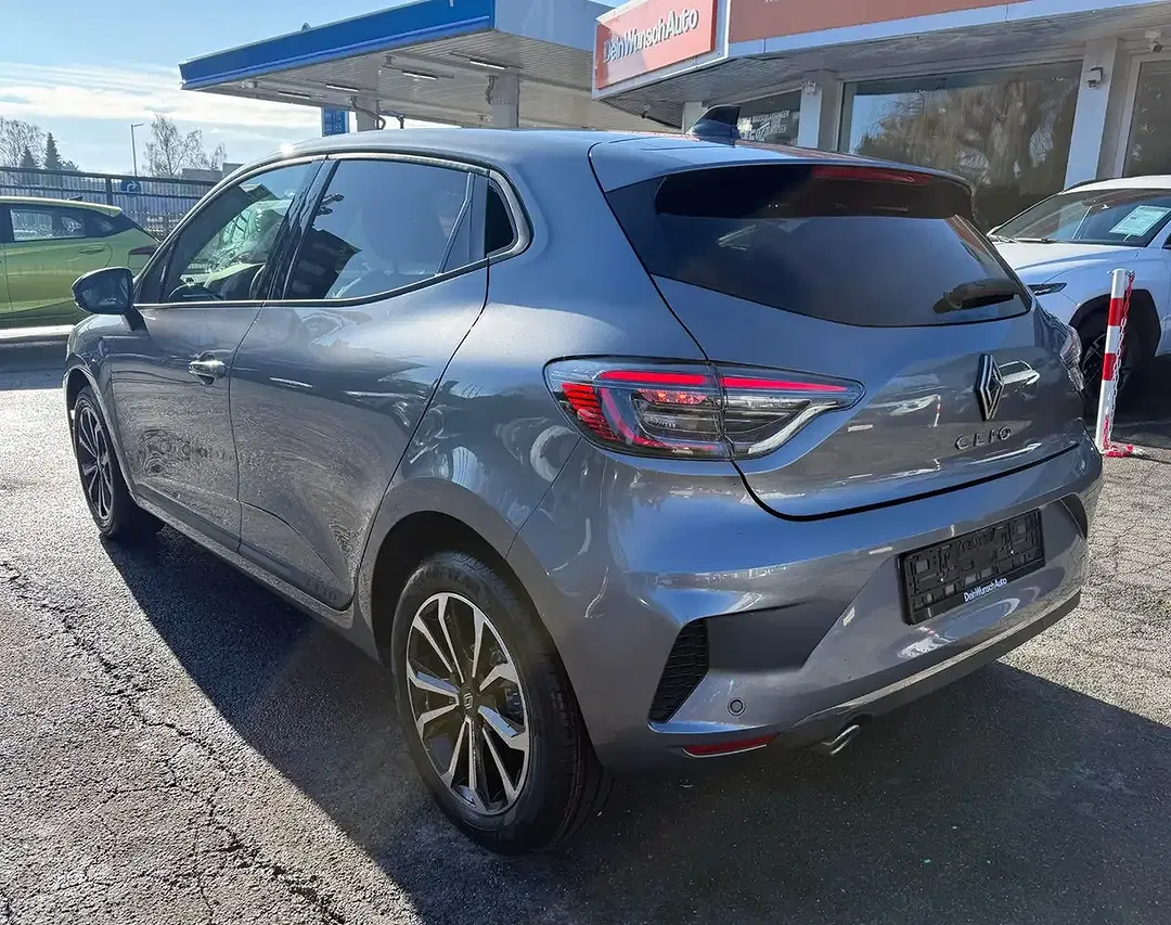 Renault Clio - Thumbnail 6