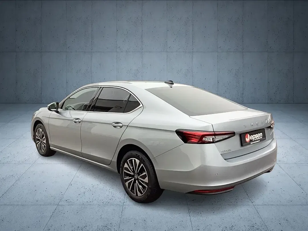 Skoda Superb - Thumbnail 3