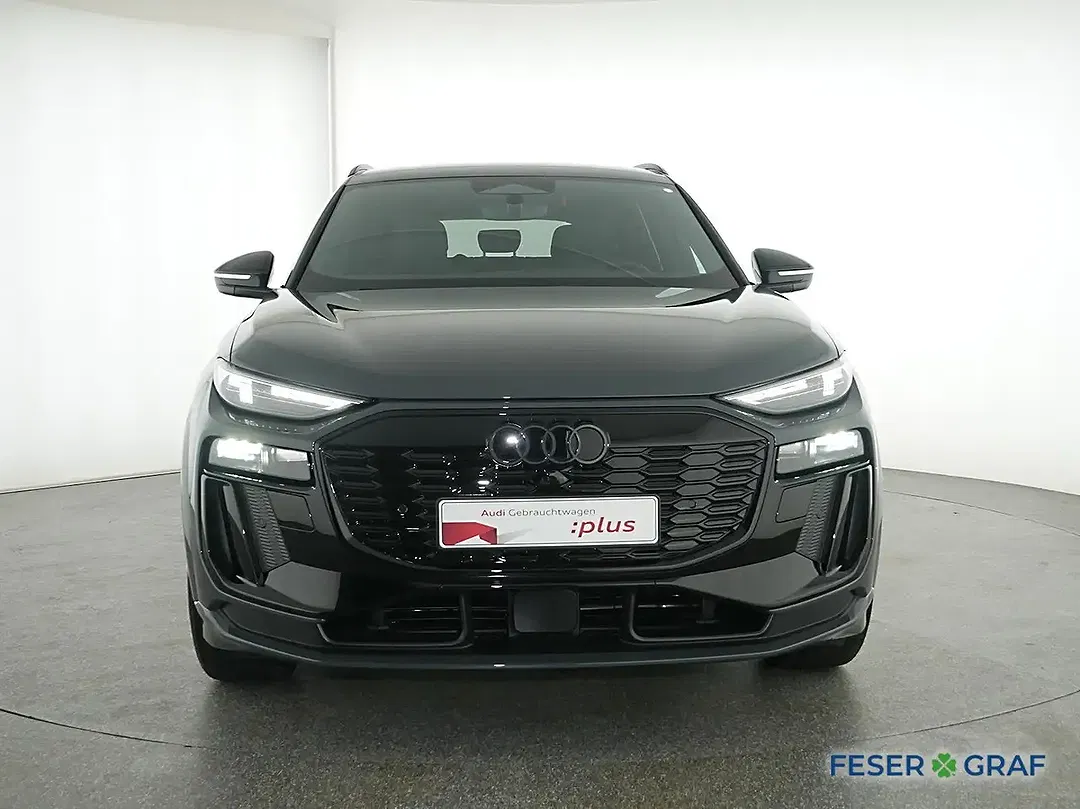 Audi Q6 e-tron - Thumbnail 11