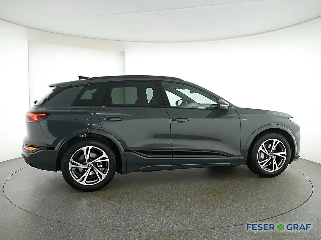 Audi Q6 e-tron - Thumbnail 13