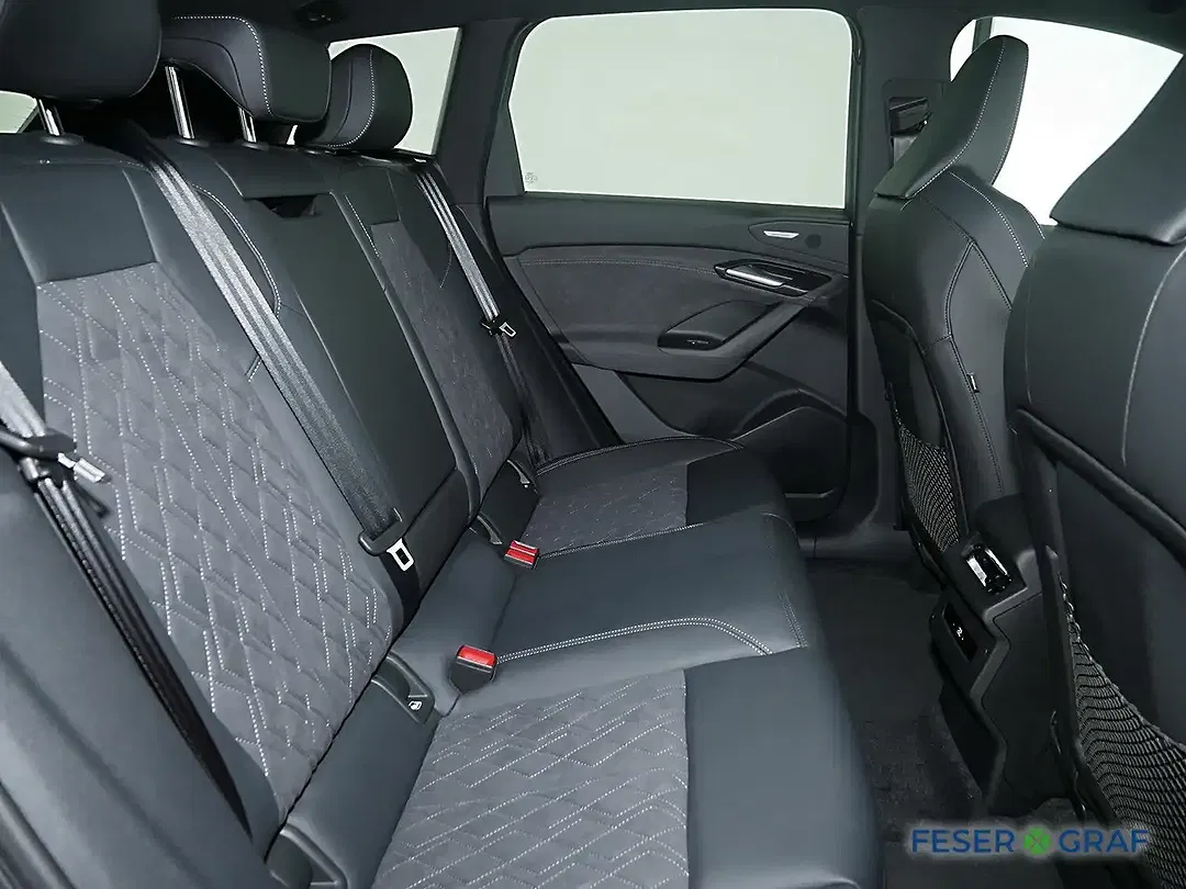Audi Q6 e-tron - Thumbnail 6