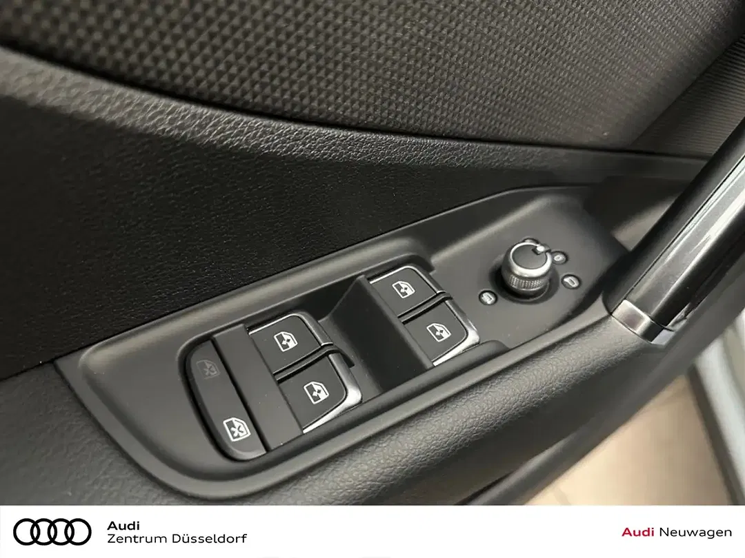 Audi Q2 - Thumbnail 11