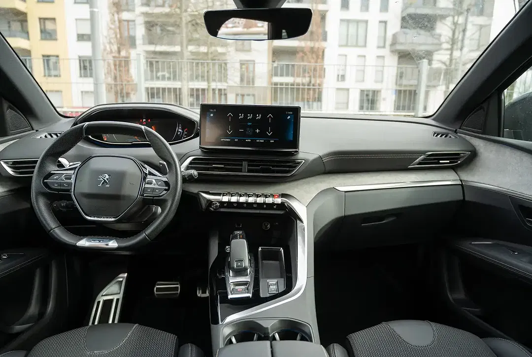 Peugeot 3008 - Thumbnail 4