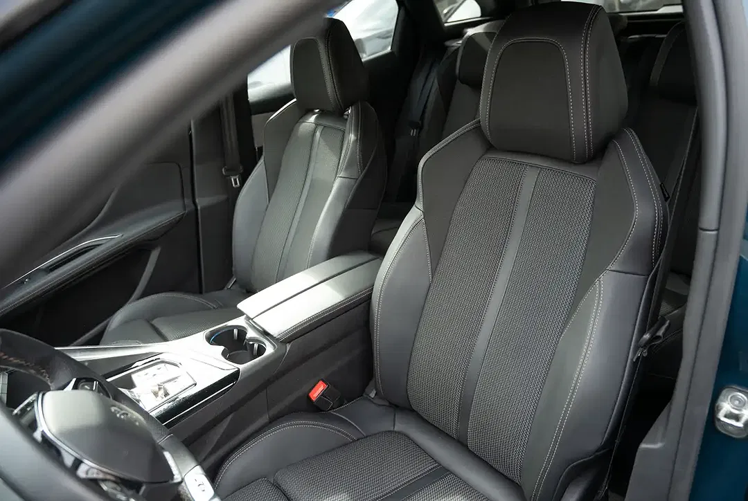 Peugeot 3008 - Thumbnail 5
