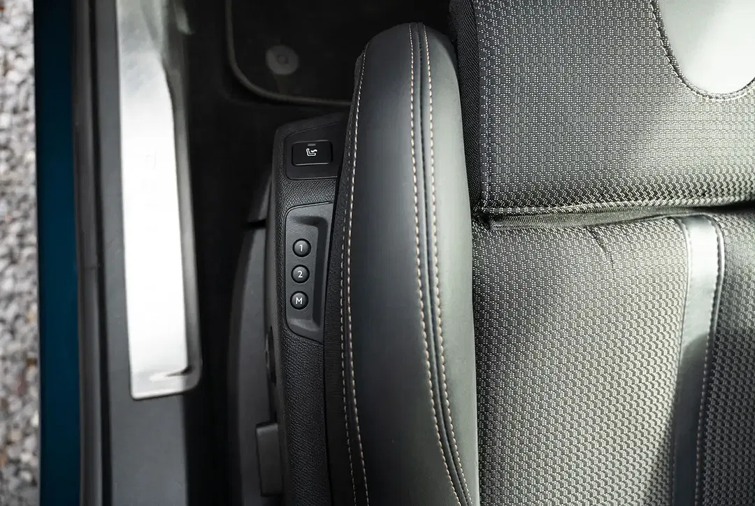 Peugeot 3008 - Thumbnail 7