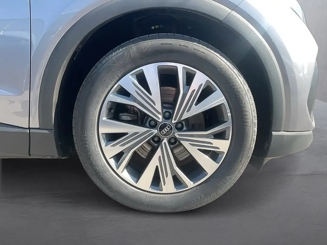 Audi Q4 e-tron - Thumbnail 6
