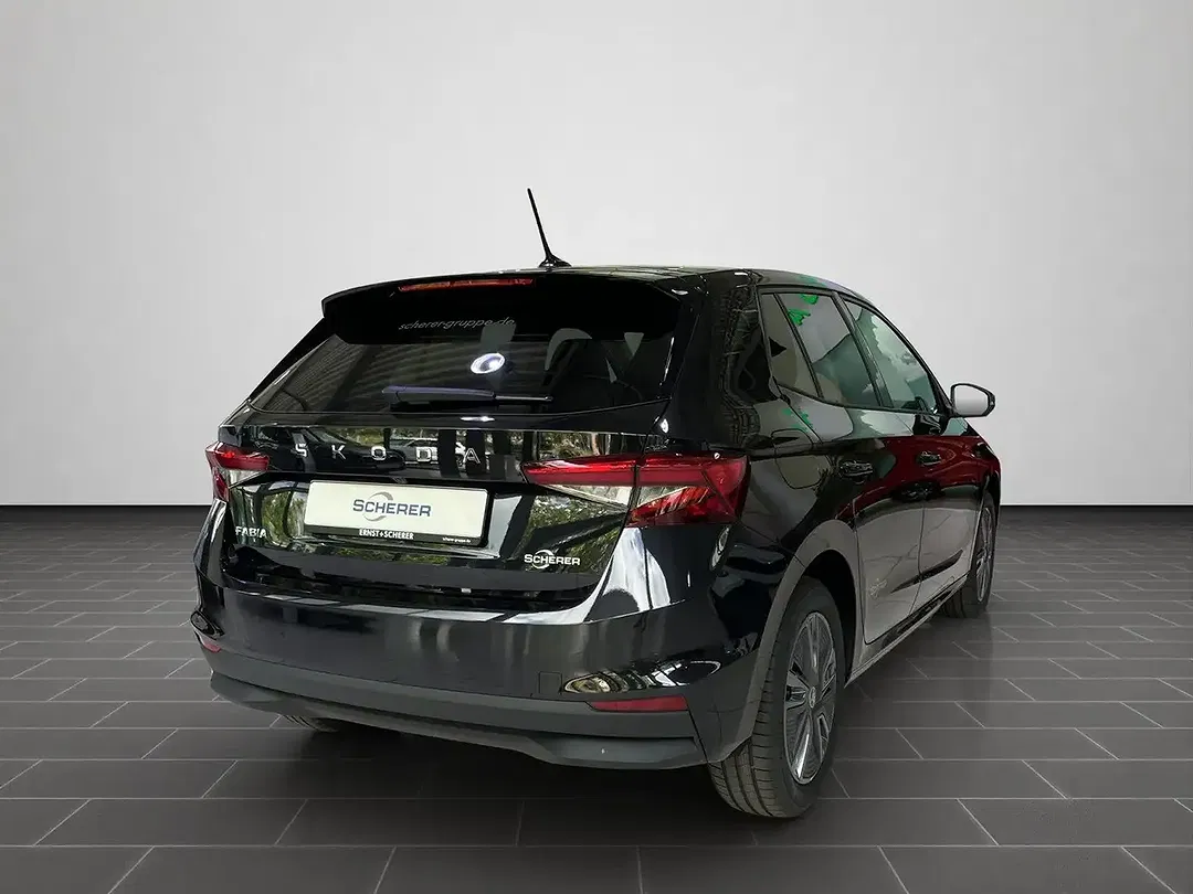 Skoda Fabia - Thumbnail 2